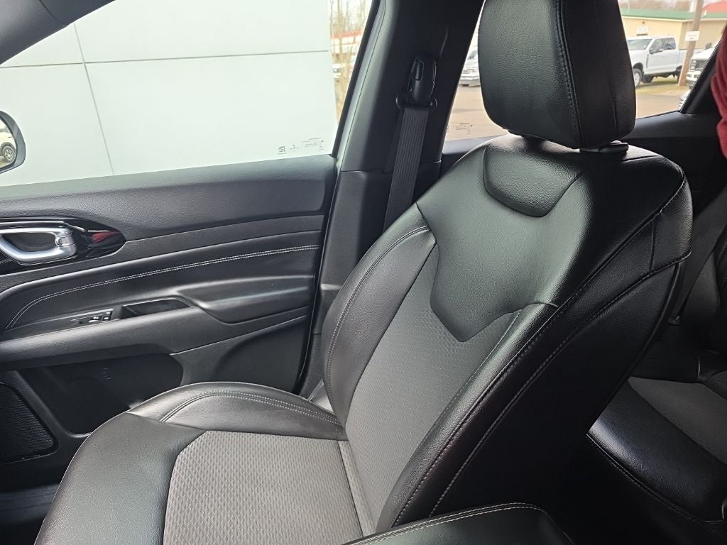 2022 Jeep Compass Altitude