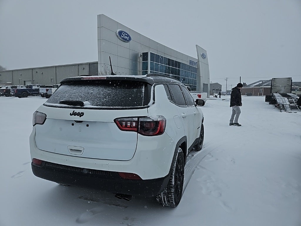 2022 Jeep Compass Altitude