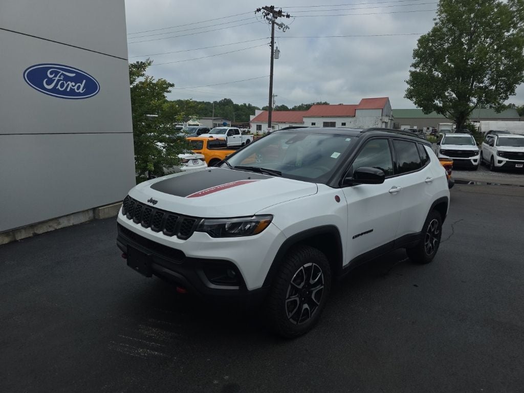 2025 Jeep Compass Trailhawk
