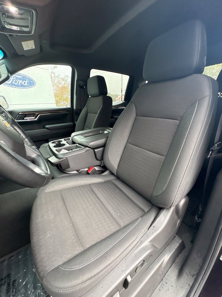 2025 Chevrolet Silverado 1500 LT LT1
