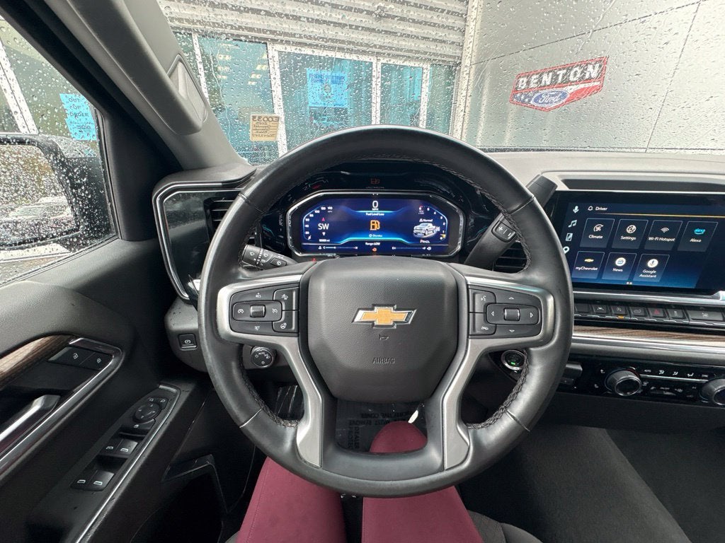 2025 Chevrolet Silverado 1500 LT LT1