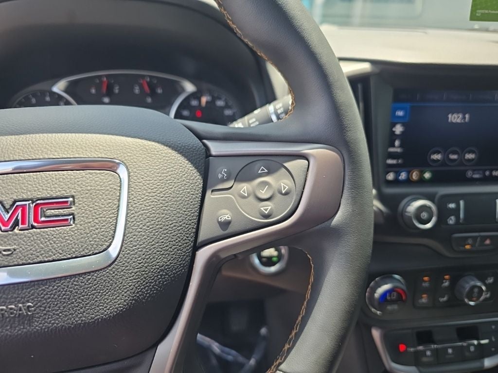 2023 GMC Terrain AT4