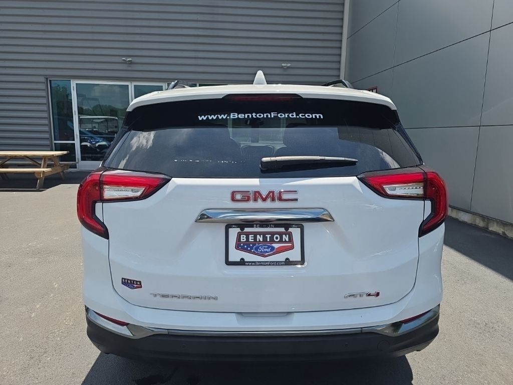 2023 GMC Terrain AT4
