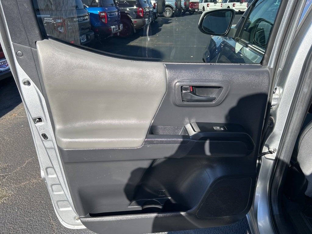 2023 Toyota Tacoma SR V6