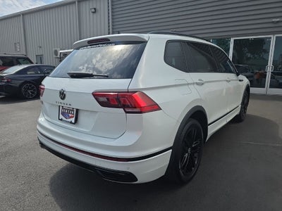 2022 Volkswagen Tiguan 2.0T SE R-Line Black