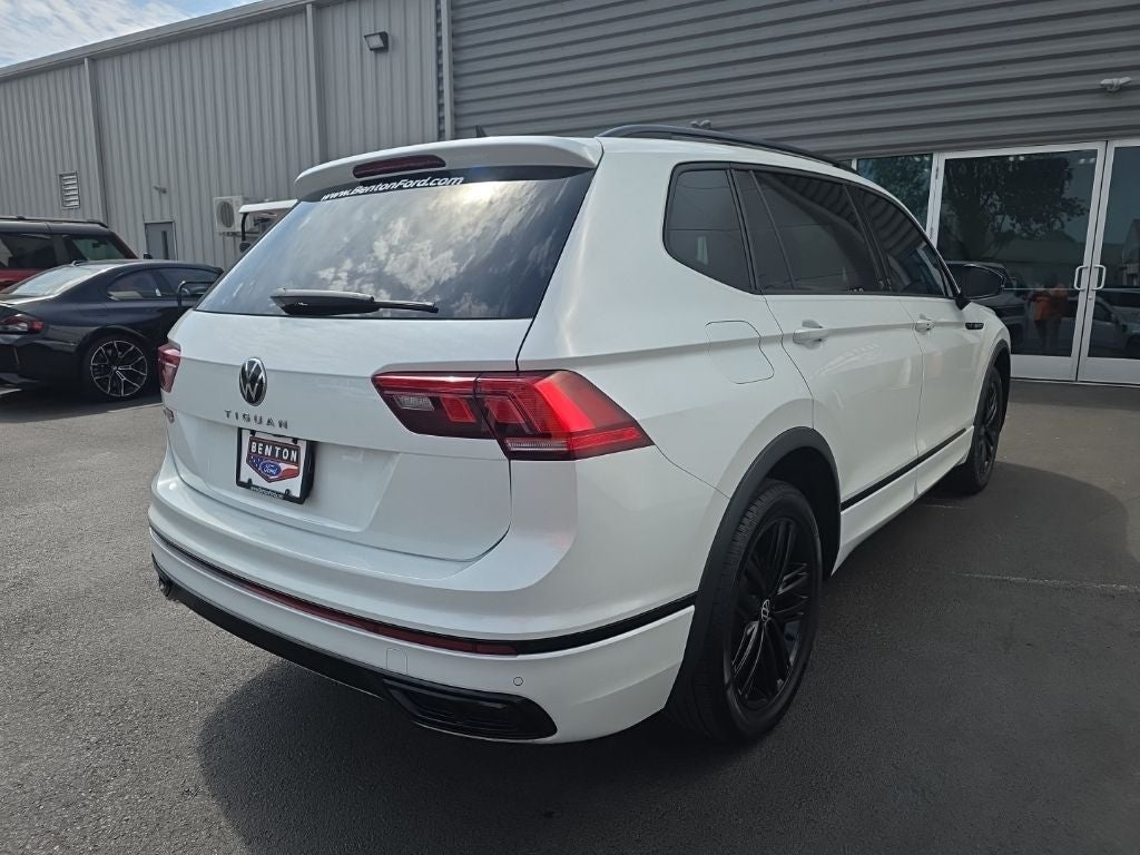 2022 Volkswagen Tiguan 2.0T SE R-Line Black
