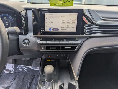 2025 Toyota Camry LE
