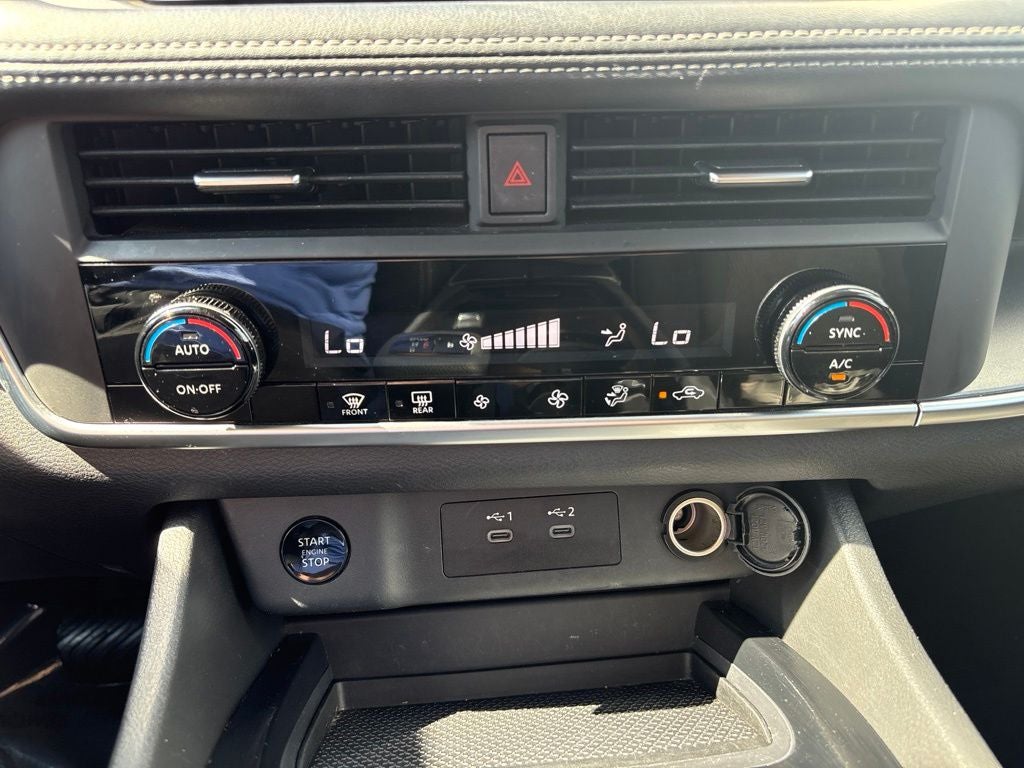 2024 Nissan Rogue SV