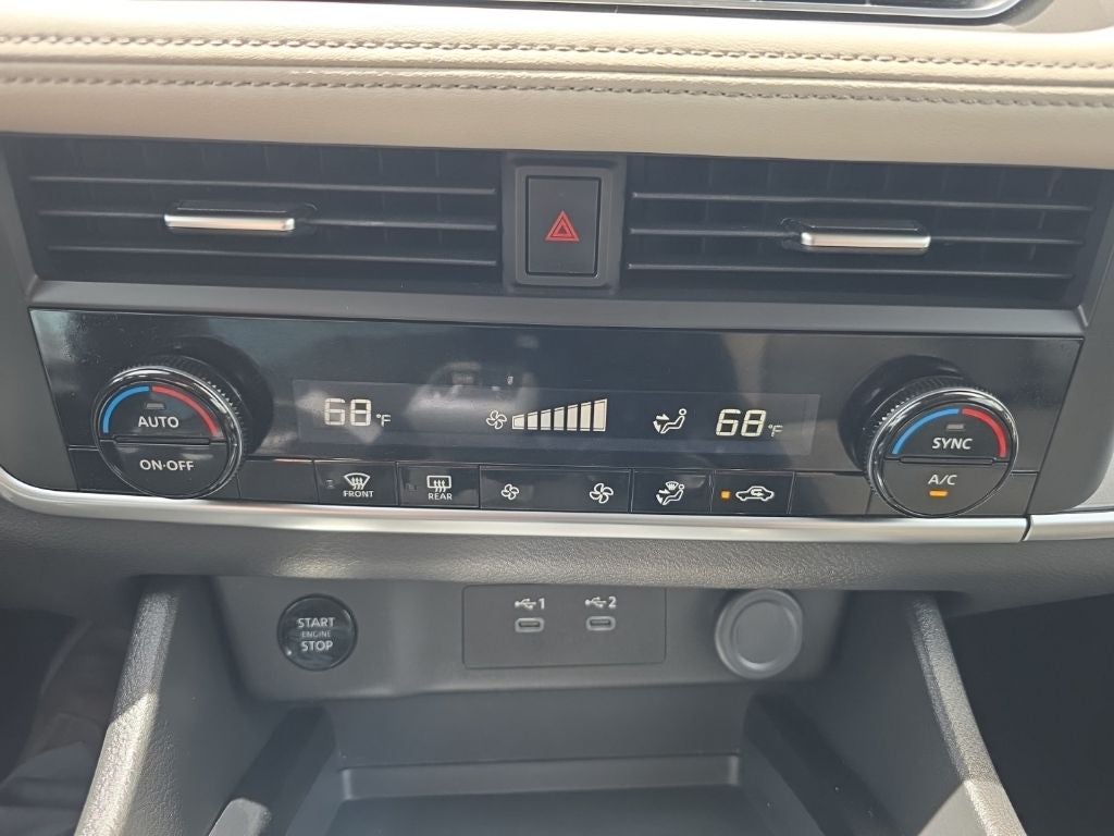 2025 Nissan Rogue SV