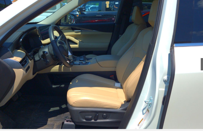 2024 INFINITI QX60 LUXE