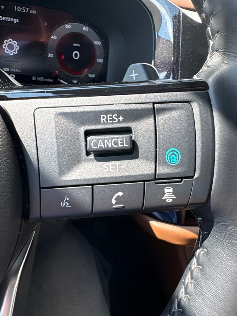 2025 Nissan Pathfinder Platinum