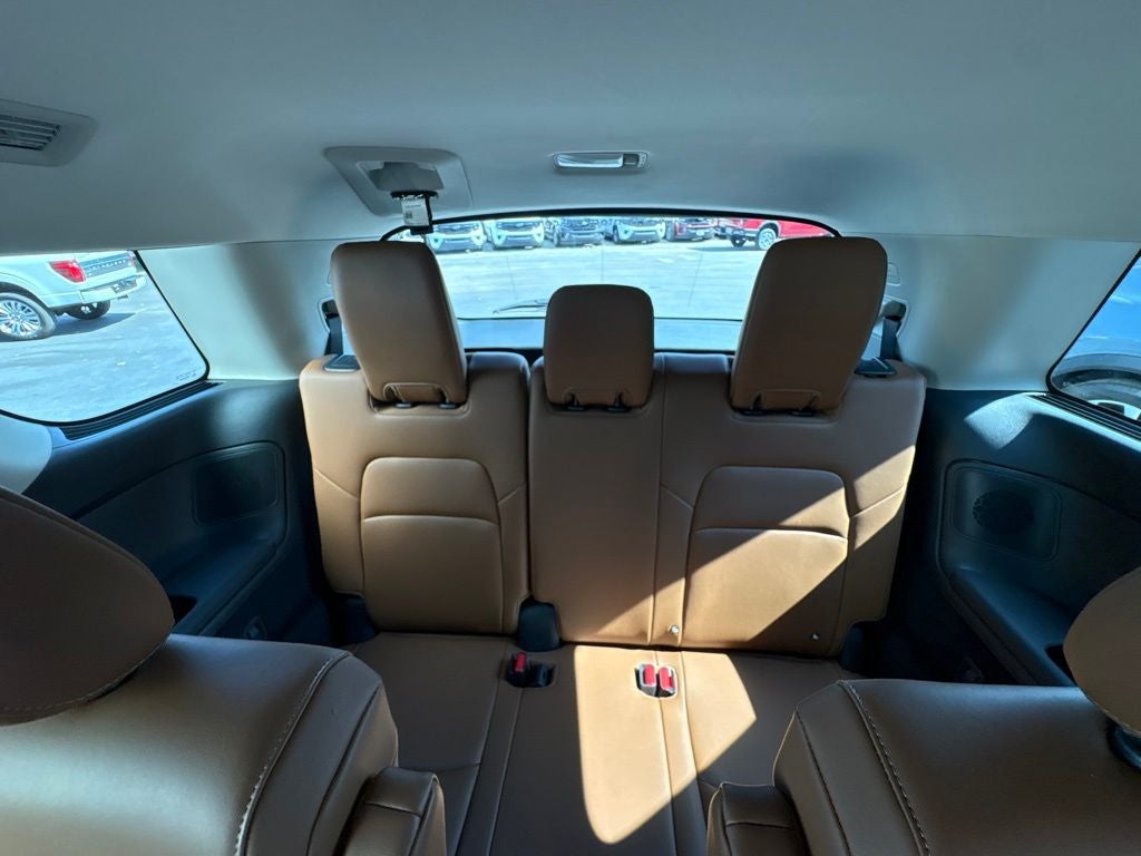 2025 Nissan Pathfinder Platinum
