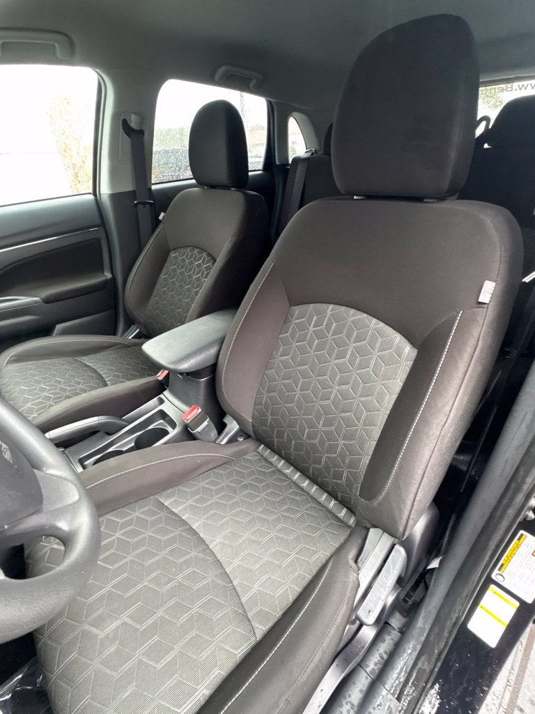 2025 Mitsubishi Outlander Sport 2.0 SE
