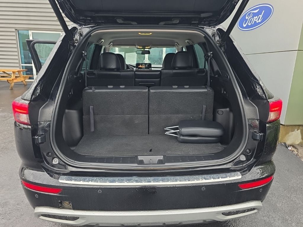 2023 Mitsubishi Outlander SEL