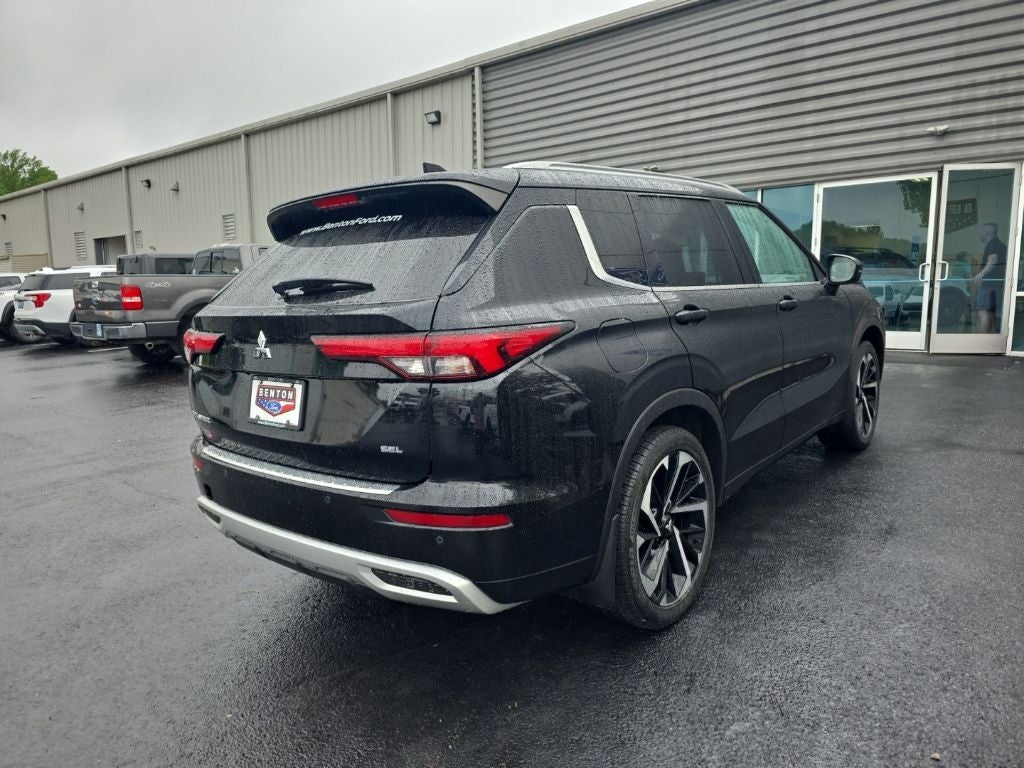 2023 Mitsubishi Outlander SEL
