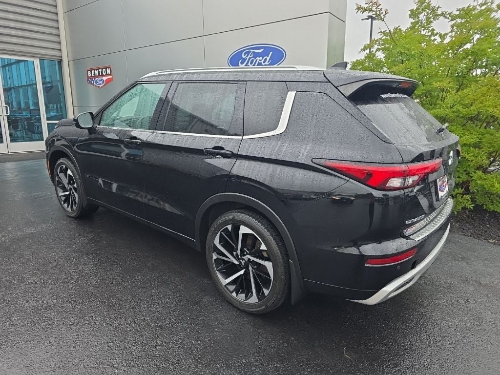 2023 Mitsubishi Outlander SEL