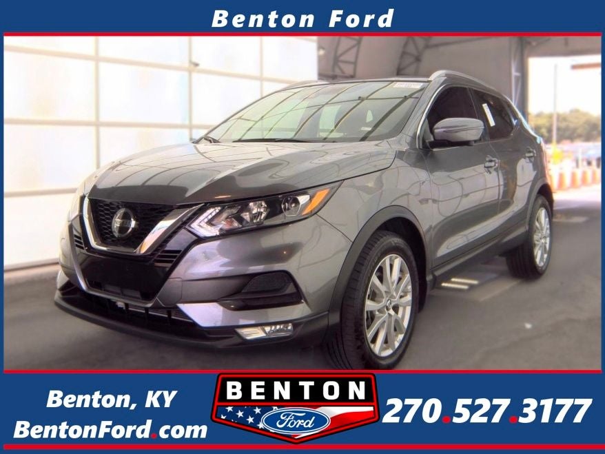 2022 Nissan Rogue Sport SV