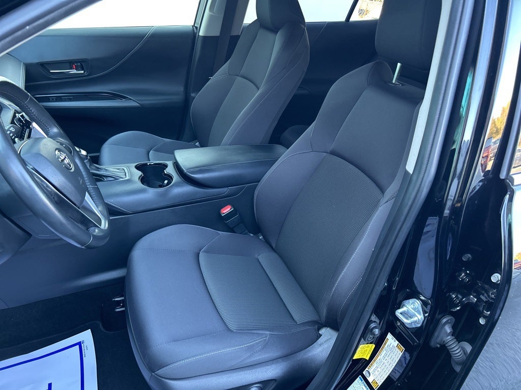 2022 Toyota Venza LE