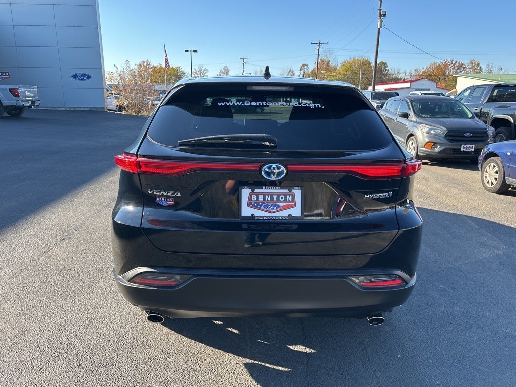 2022 Toyota Venza LE