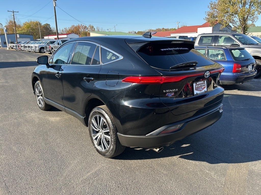 2022 Toyota Venza LE