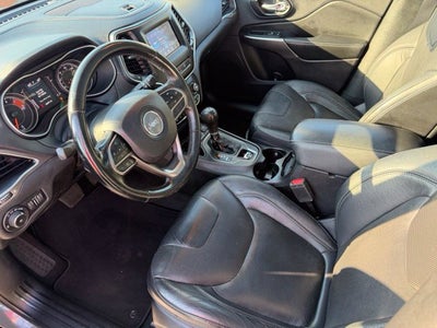 2021 Jeep Cherokee Latitude Lux