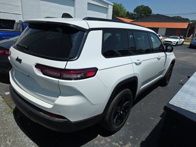 2023 Jeep Grand Cherokee L Altitude