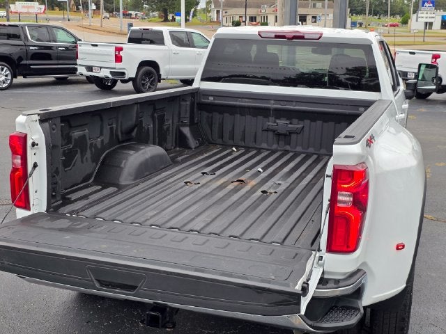 2025 Chevrolet Silverado 3500 HD LT DRW