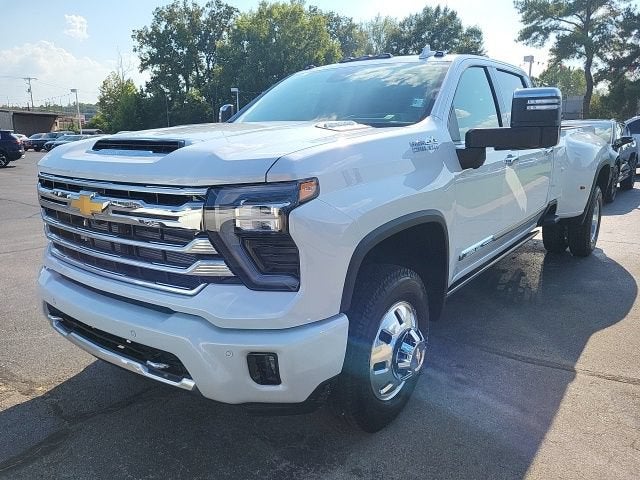 2026 Chevrolet Silverado 3500 HD High Country DRW