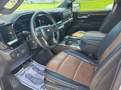 2023 Chevrolet Silverado 1500 High Country