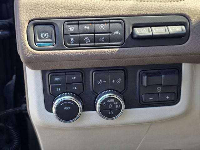 2024 GMC Yukon XL Denali