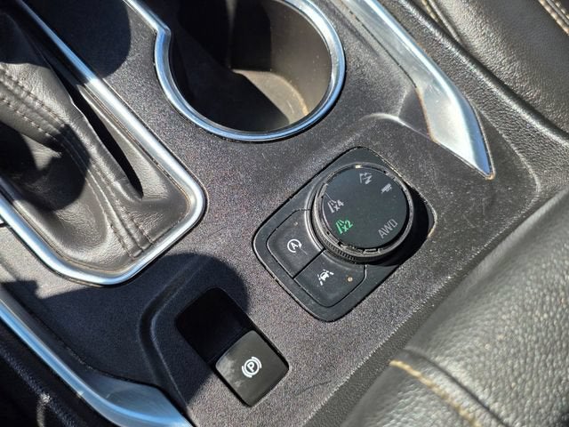 2022 Chevrolet Traverse LT Leather