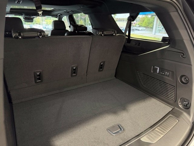 2027 Chevrolet Suburban Premier