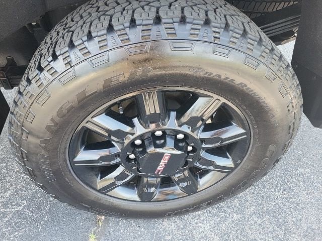 2025 GMC Sierra 2500 HD AT4