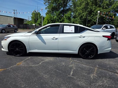 2022 Nissan Altima 2.5 SR