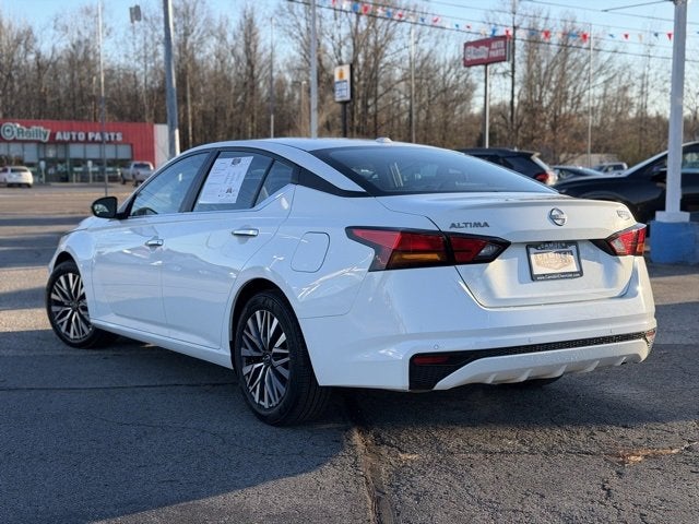 2025 Nissan Altima SV