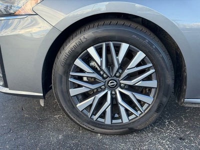 2025 Nissan Altima SV