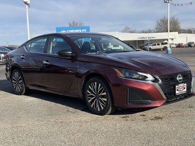 2025 Nissan Altima SV
