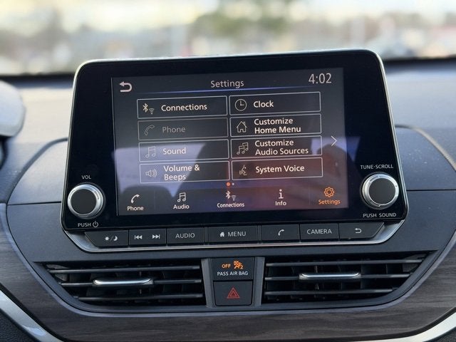 2025 Nissan Altima SV