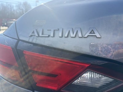 2025 Nissan Altima SV