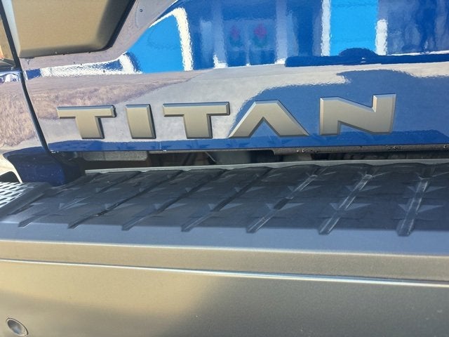 2024 Nissan Titan PRO-4X