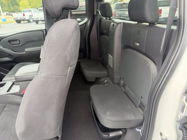 2022 Nissan Frontier S