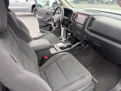 2022 Nissan Frontier S