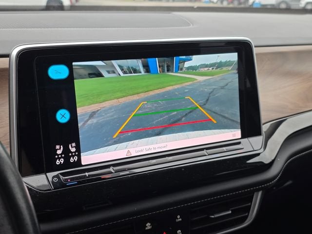 2025 Volkswagen Atlas 2.0T SE