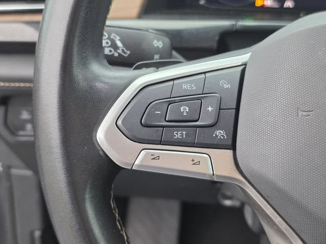 2025 Volkswagen Atlas 2.0T SE