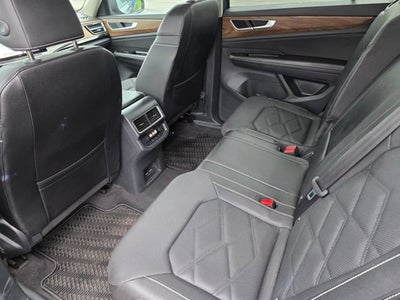 2025 Volkswagen Atlas 2.0T SE