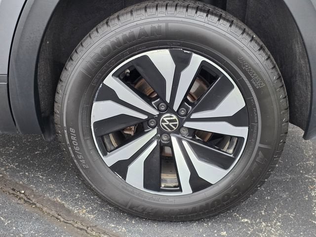 2025 Volkswagen Atlas 2.0T SE