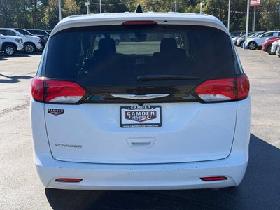 2023 Chrysler Voyager LX