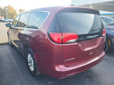 2023 Chrysler Voyager LX