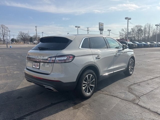 2021 Lincoln Nautilus Reserve