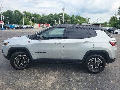 2025 Jeep Compass Trailhawk
